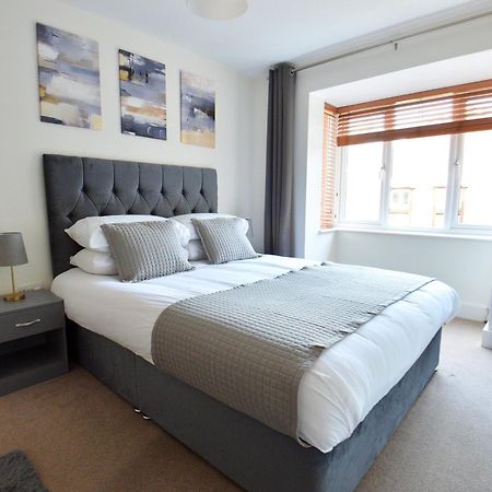 Stylish 2Br Flat - 2 Free Parking Spaces - Near Lgw Airport Кролі Екстер'єр фото